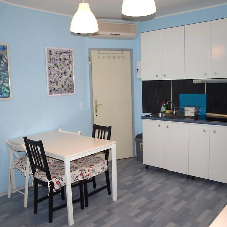 Apartment Sky 48 Ровінь Екстер'єр фото